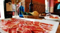 Le jambon Pata Negra Cinco Jotas Le jambon Pata Negra Cinco Jotas du fabriquant Sanchez Romero Carvajal est surement le jambon ibérique espagnol plus fameux du monde entier. Ce jambon est élaboré à Jabugo depuis 1879 et maintenant...